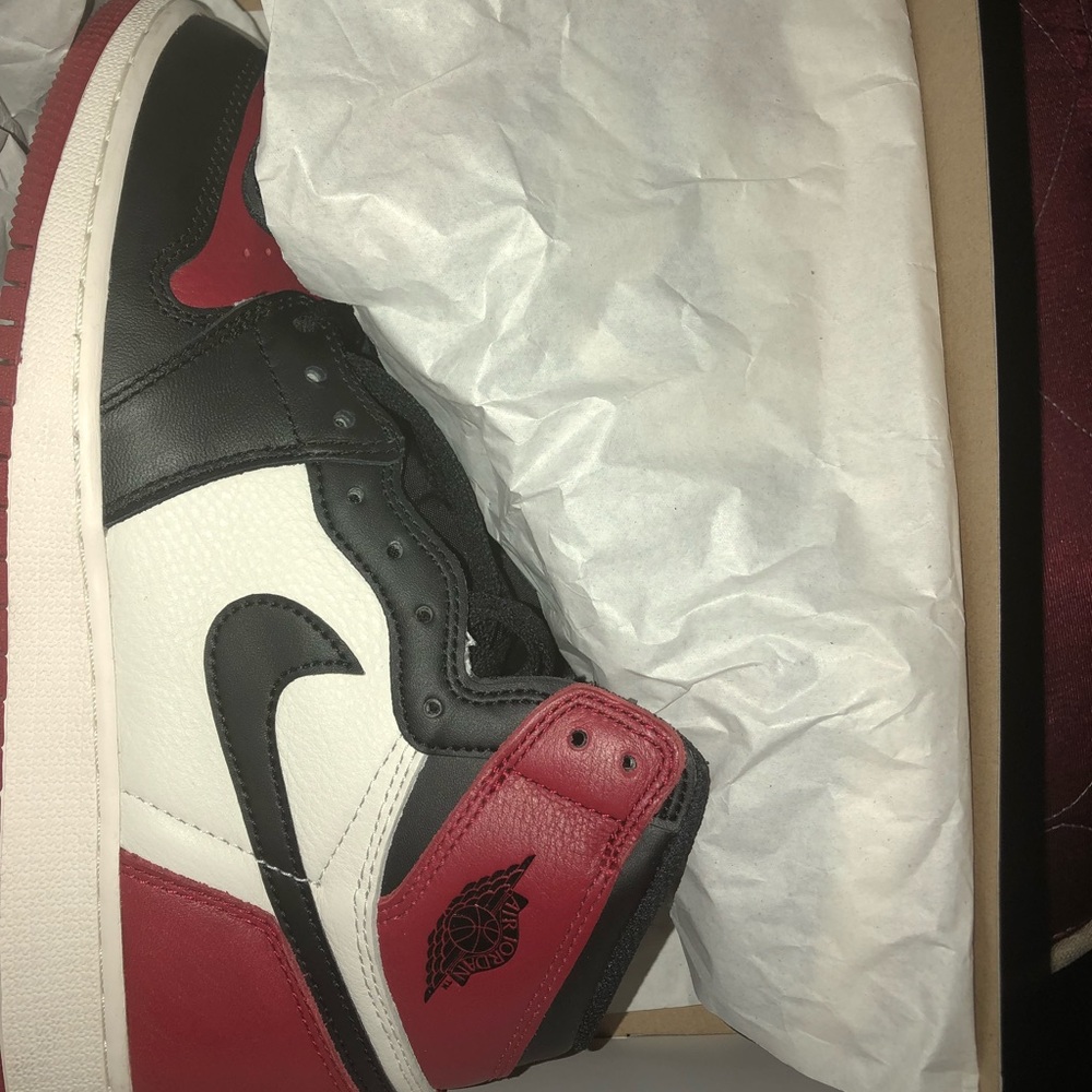 Air Jordan Bred Toe 1s